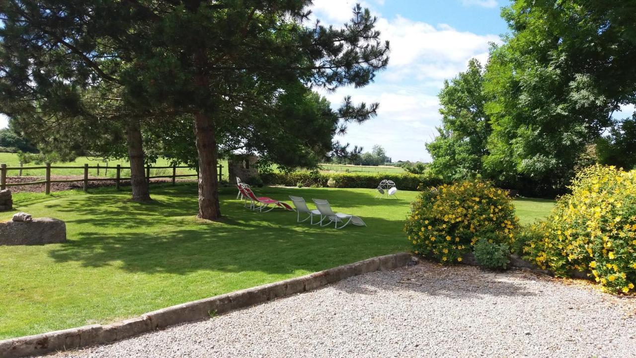 Manoir De La Ville Marie Hirel Kültér fotó